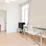 Guesthost - Prato Della Valle Roomy Flat Apartmán