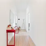 Guesthost - Prato Della Valle Roomy Flat