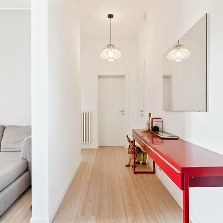 Guesthost - Prato Della Valle Roomy Flat