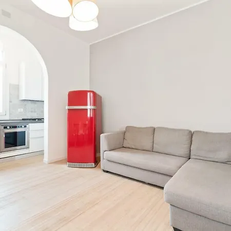 Guesthost - Prato Della Valle Roomy Flat Padova